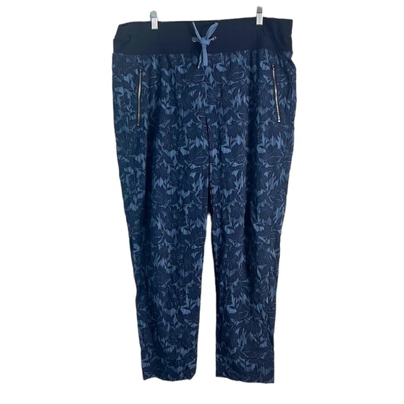 Athleta Women's Trekkie North Jogger Ethereal Bloom Cottage Blue Athleisure - Picture 2 of 15